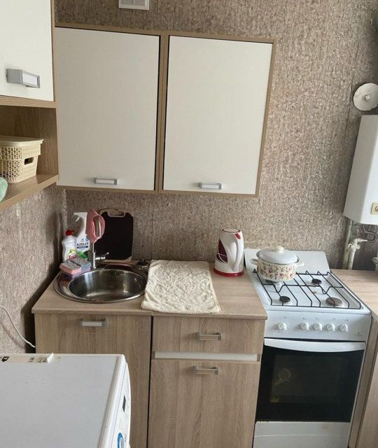 Сдаётся 2-комнатная квартира, 42 м²
