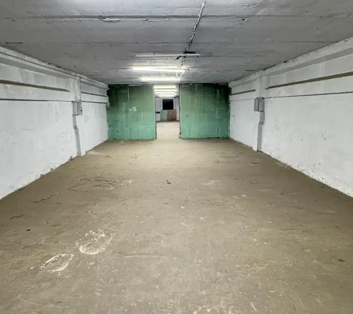 Сдаётся склад, 4693 м²