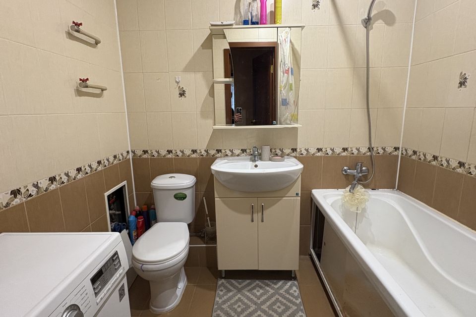 Сдаётся 1-комнатная квартира, 56 м²