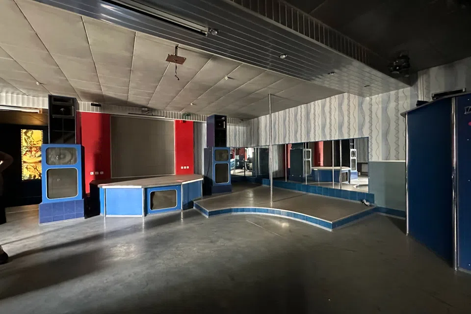 Сдаётся помещение своб. назначения, 1300 м²