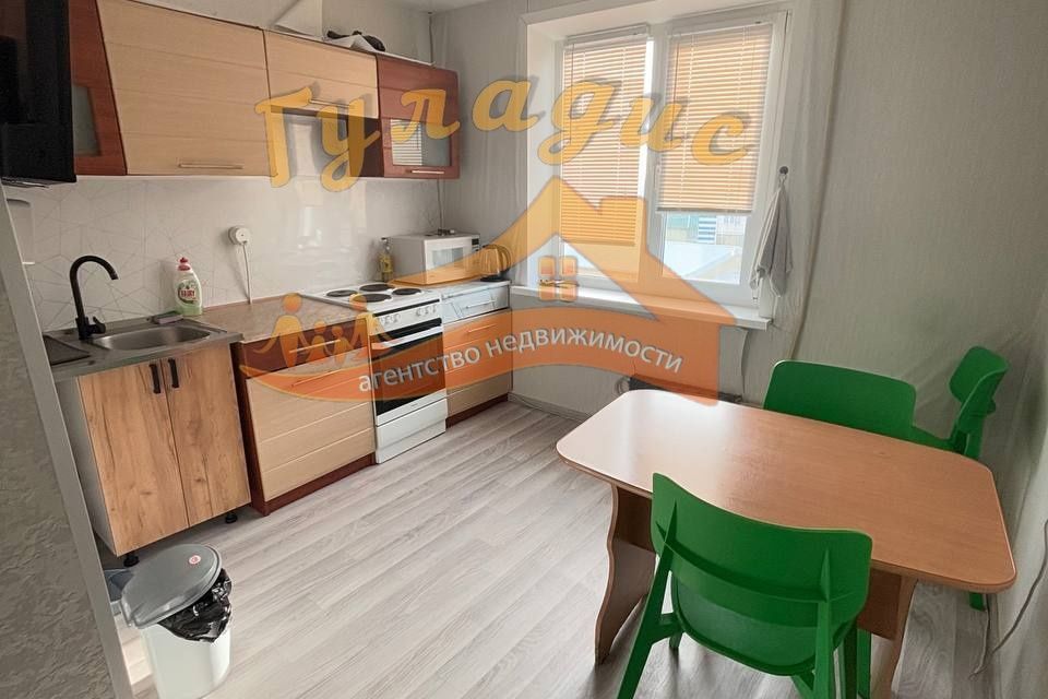 Сдаётся 2-комнатная квартира, 52.6 м²