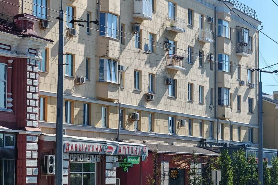 Сдаётся 2-комнатная квартира, 63 м²