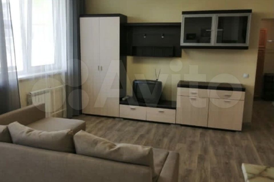 Сдаётся студия, 42 м²