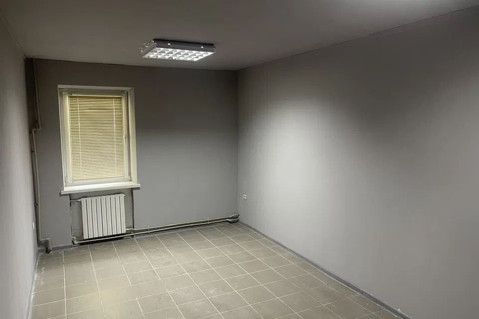 Сдаётся торговое помещение, 95.4 м²