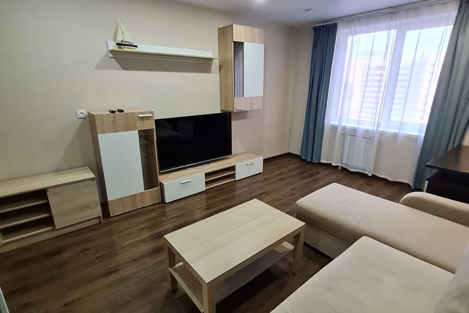 Сдаётся 2-комнатная квартира, 56 м²