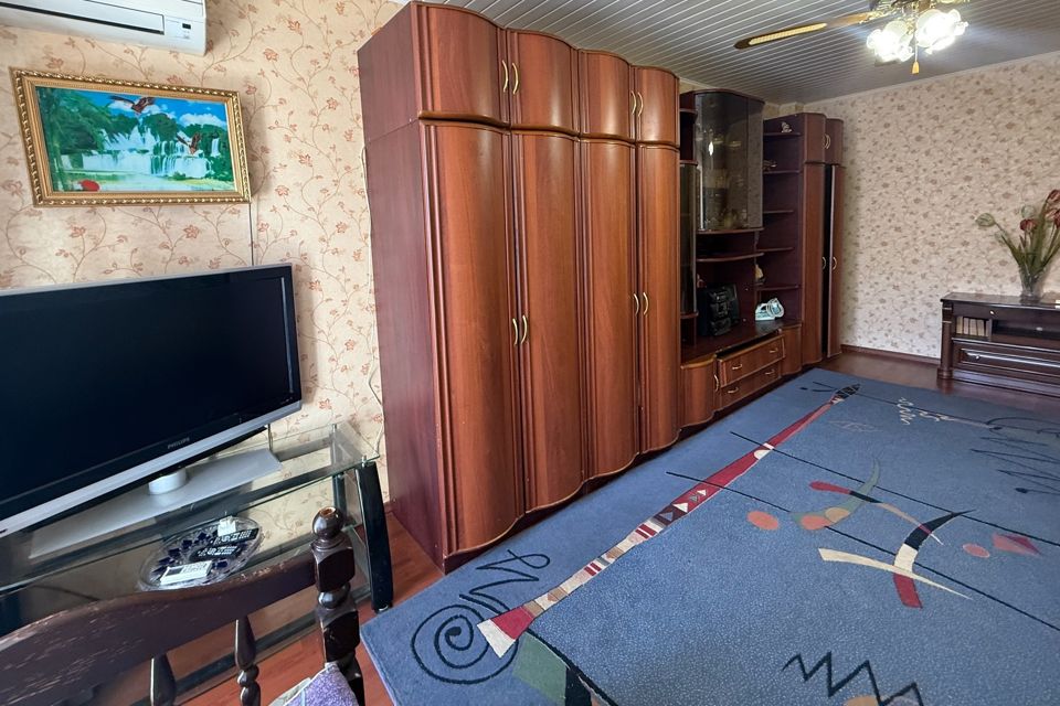 Сдаётся 1-комнатная квартира, 39 м²