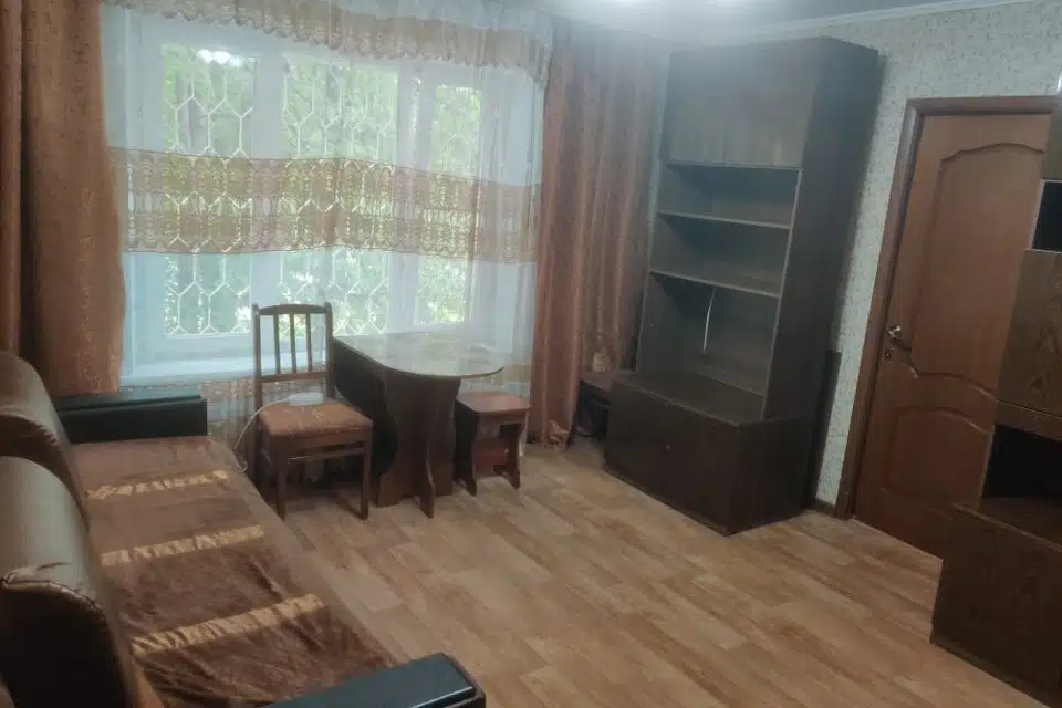 Сдаётся комната в 4-комн. квартире, 16 м²