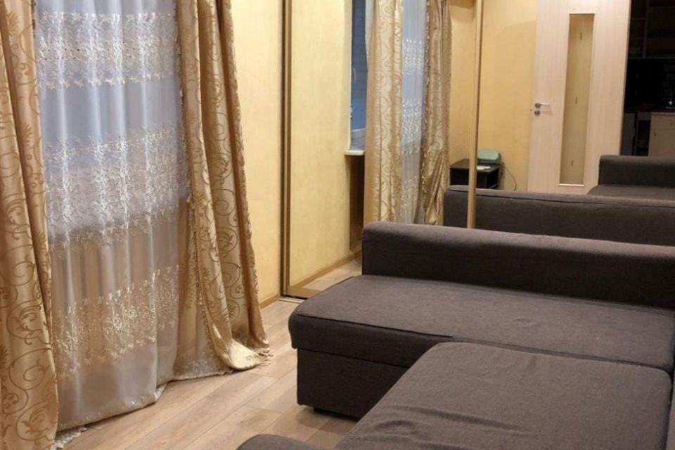 Сдаётся 2-комнатная квартира, 50 м²