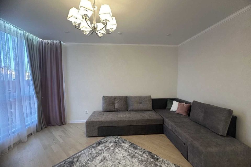 Сдаётся 1-комнатная квартира, 37 м²