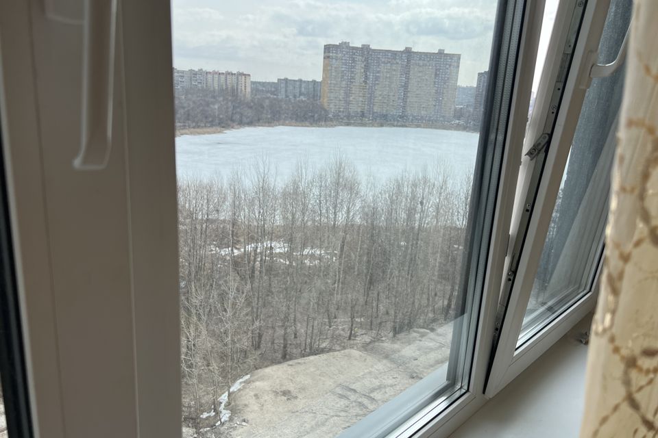Сдаётся 1-комнатная квартира, 42 м²