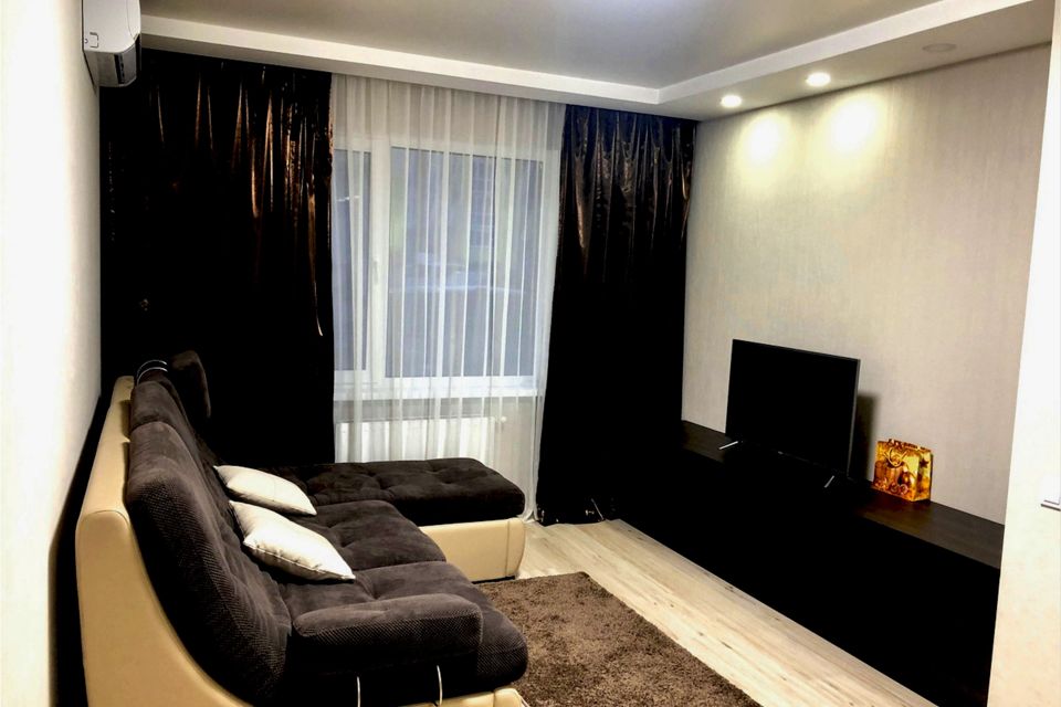 Сдаётся 1-комнатная квартира, 38 м²