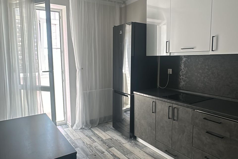 Сдаётся 1-комнатная квартира, 37 м²