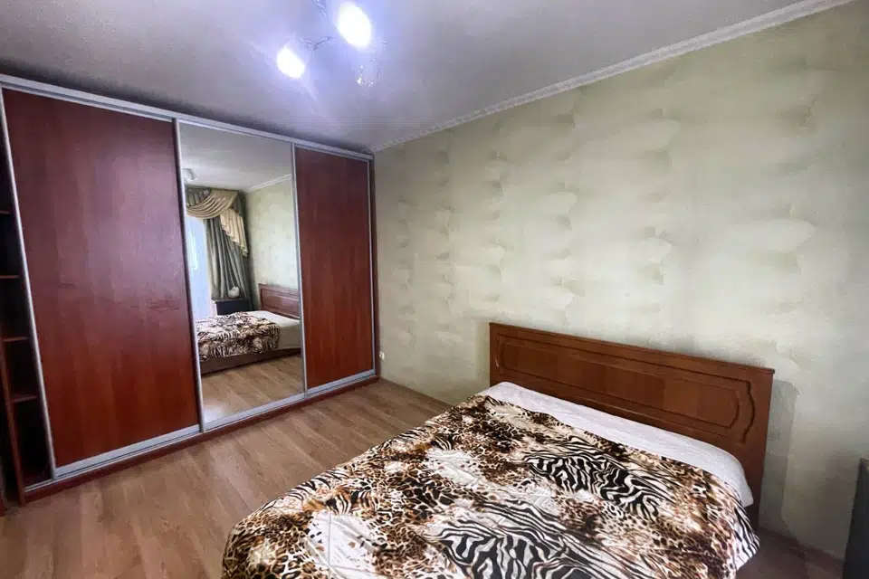 Сдаётся 2-комнатная квартира, 55 м²