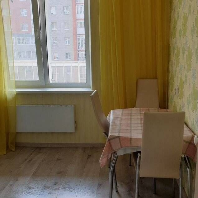 Сдаётся 2-комнатная квартира, 57 м²