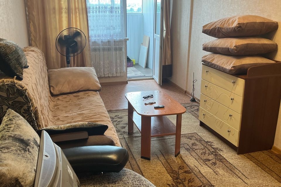 Сдаётся 1-комнатная квартира, 49 м²