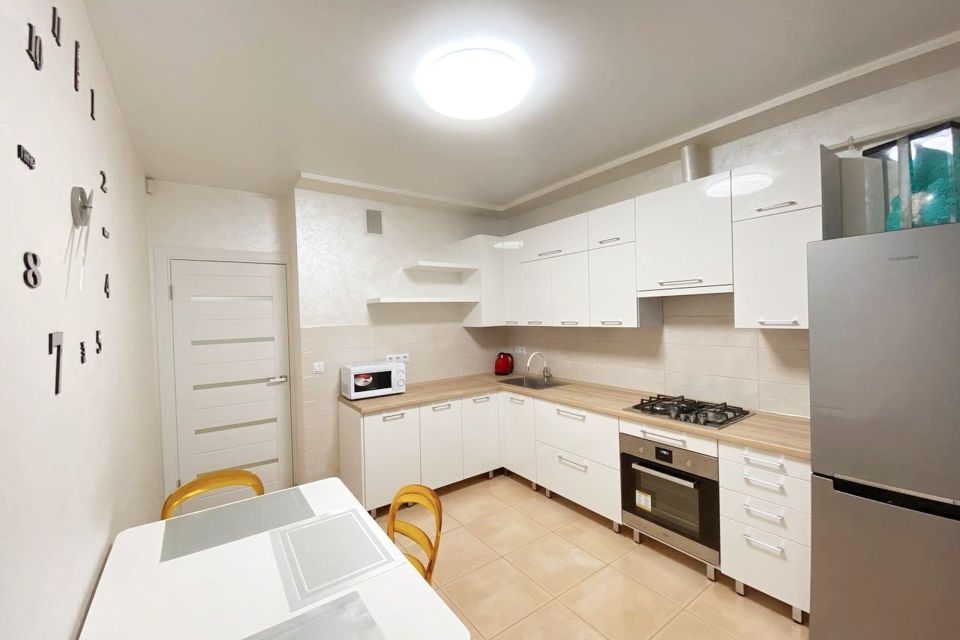 Сдаётся 1-комнатная квартира, 37 м²