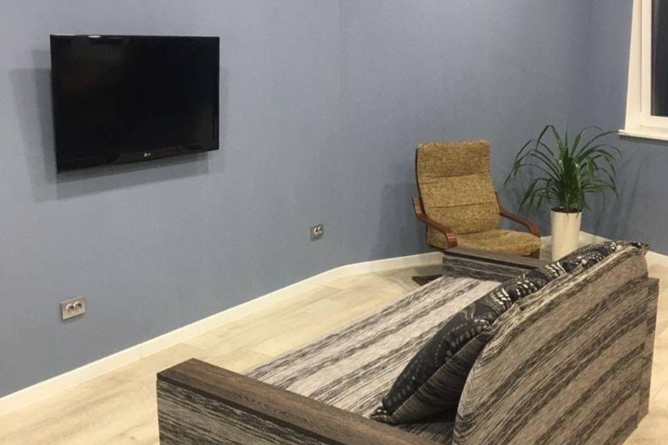 Сдаётся 1-комнатная квартира, 42 м²