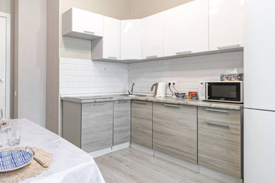 Сдаётся 1-комнатная квартира, 42 м²