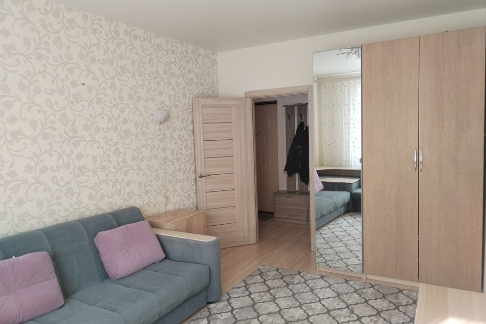 Сдаётся 1-комнатная квартира, 35 м²