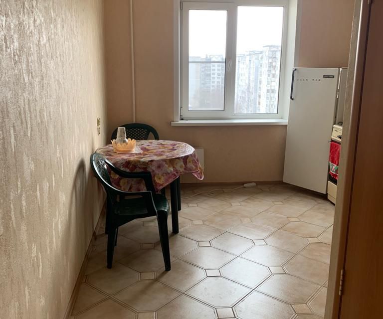 Сдаётся 1-комнатная квартира, 38 м²