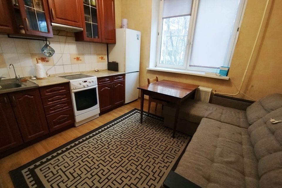 Сдаётся 1-комнатная квартира, 46 м²