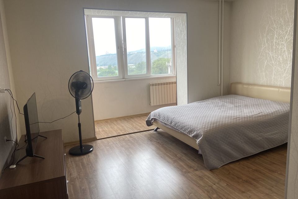 Сдаётся 1-комнатная квартира, 40.6 м²
