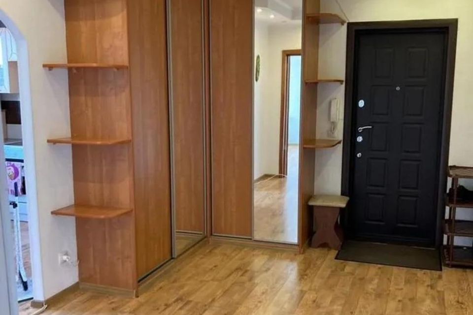 Сдаётся 2-комнатная квартира, 68.8 м²