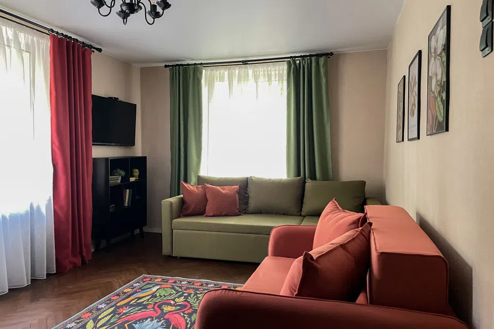 Сдаётся 2-комнатная квартира, 57 м²