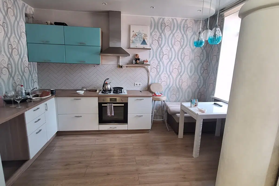 Сдаётся 3-комнатная квартира, 76 м²