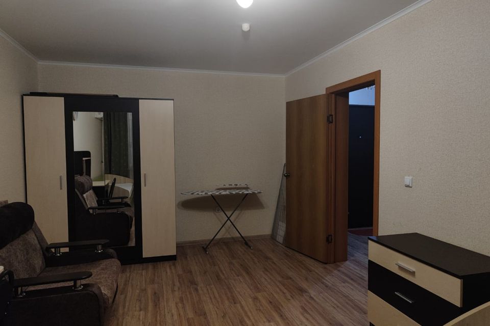 Сдаётся 1-комнатная квартира, 38 м²