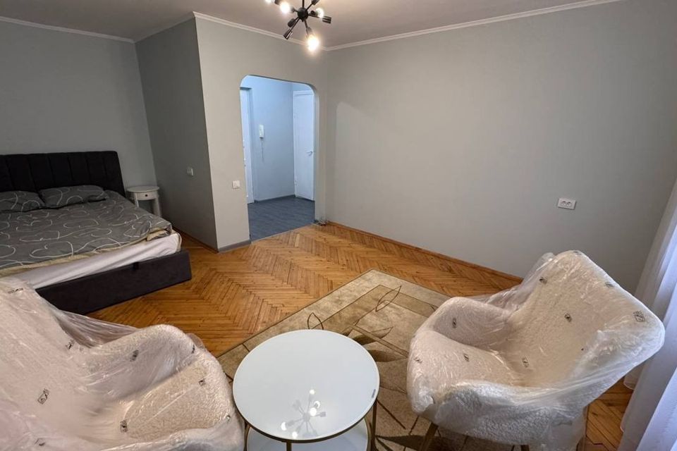 Сдаётся 1-комнатная квартира, 37 м²