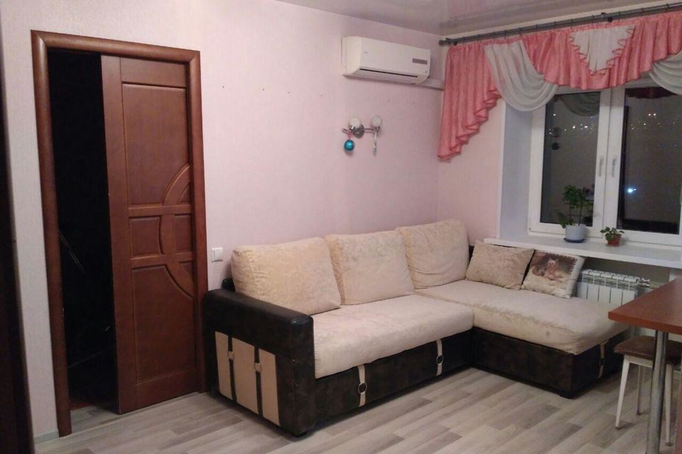 Сдаётся 2-комнатная квартира, 42 м²