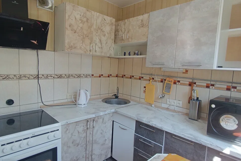 Сдаётся 2-комнатная квартира, 55 м²