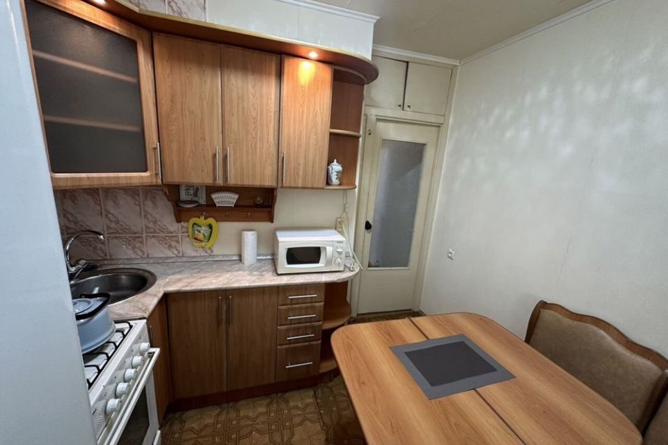 Сдаётся 1-комнатная квартира, 37 м²