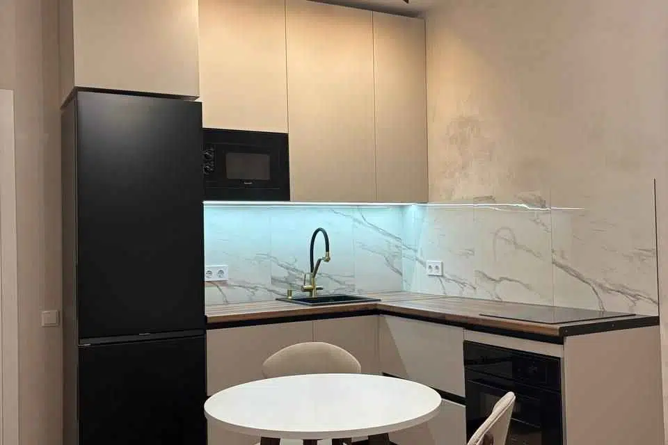 Сдаётся 1-комнатная квартира, 42 м²