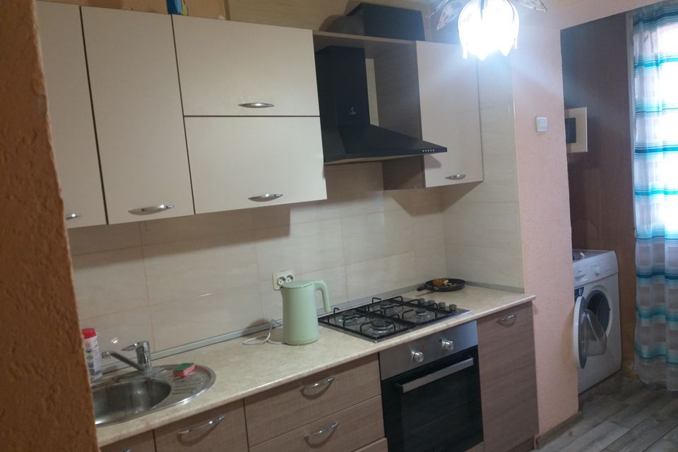 Сдаётся 2-комнатная квартира, 37 м²