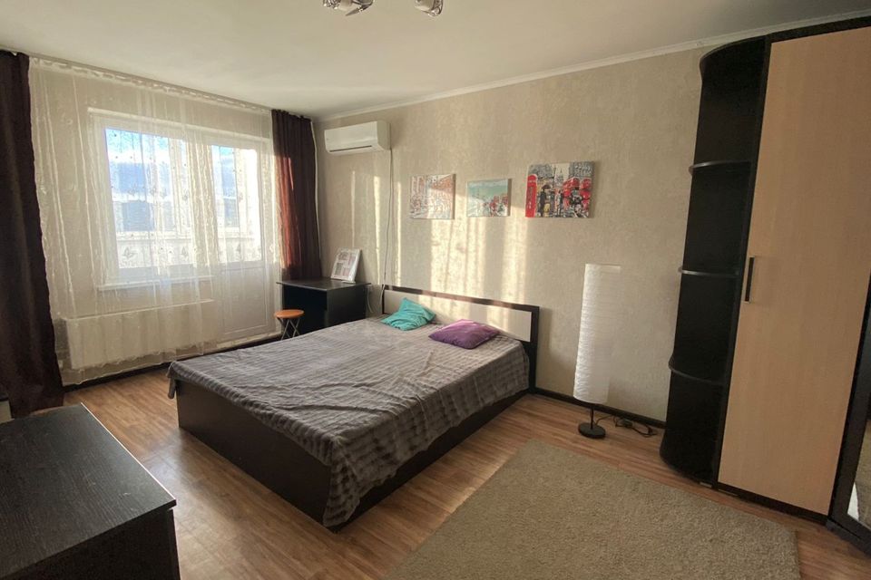 Сдаётся 1-комнатная квартира, 38 м²