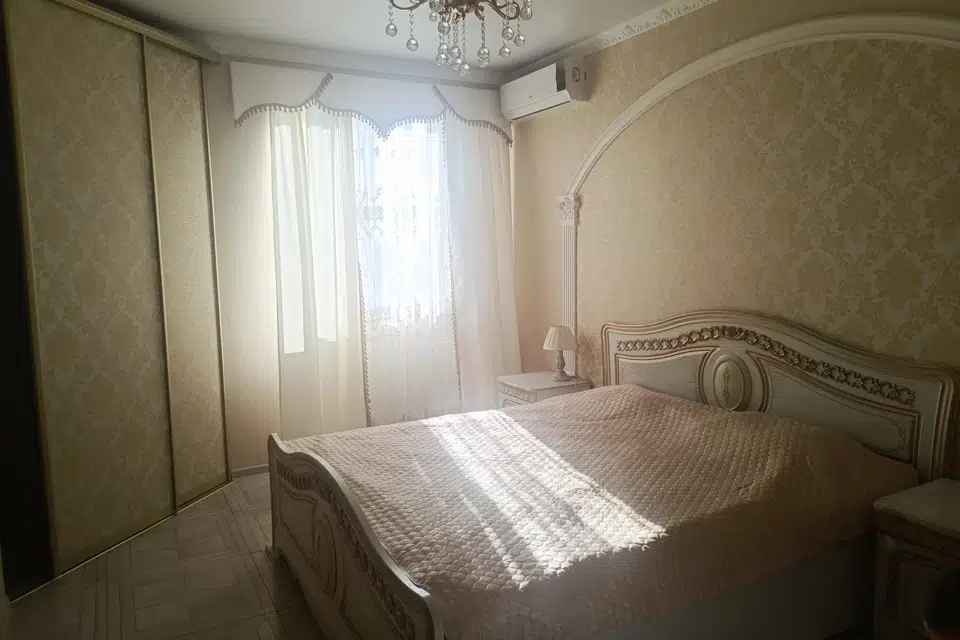 Сдаётся 2-комнатная квартира, 52 м²