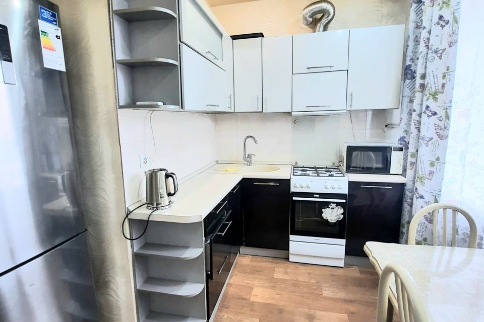 Сдаётся 2-комнатная квартира, 42 м²