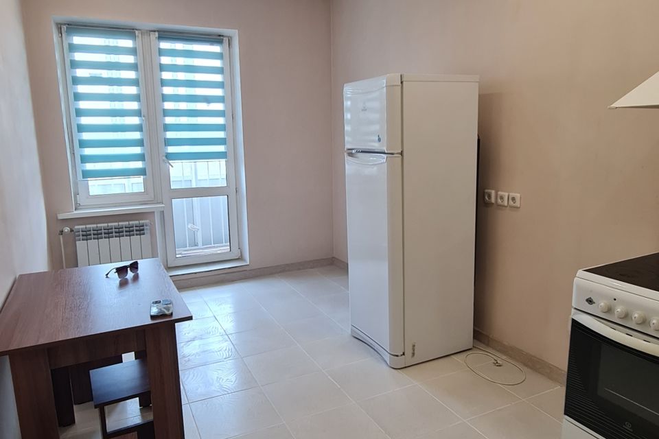 Сдаётся 1-комнатная квартира, 38 м²