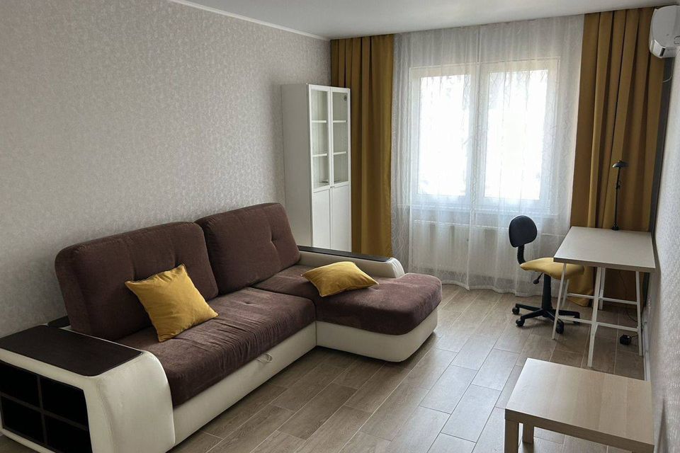 Сдаётся 1-комнатная квартира, 44 м²