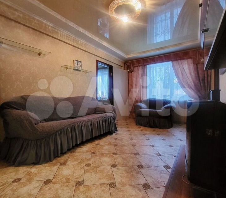 Сдаётся 3-комнатная квартира, 56.7 м²