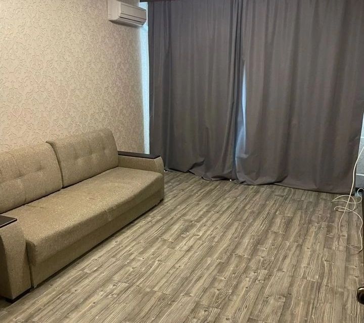 Сдаётся 1-комнатная квартира, 50 м²