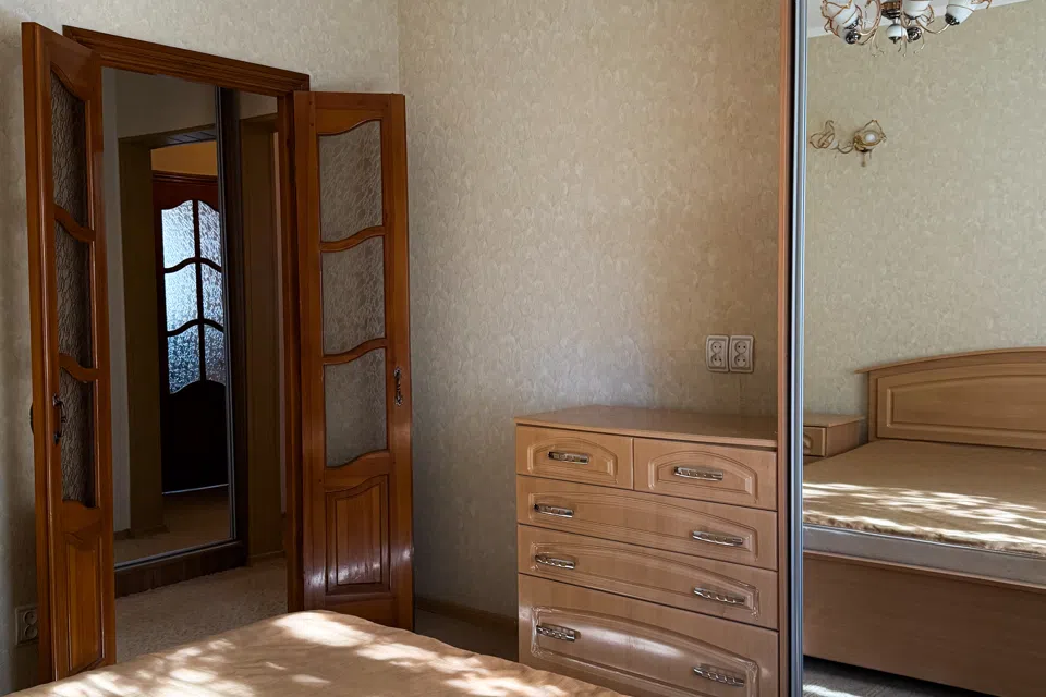 Сдаётся 2-комнатная квартира, 52.6 м²