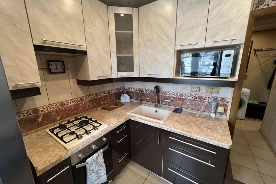 Сдаётся 2-комнатная квартира, 55 м²