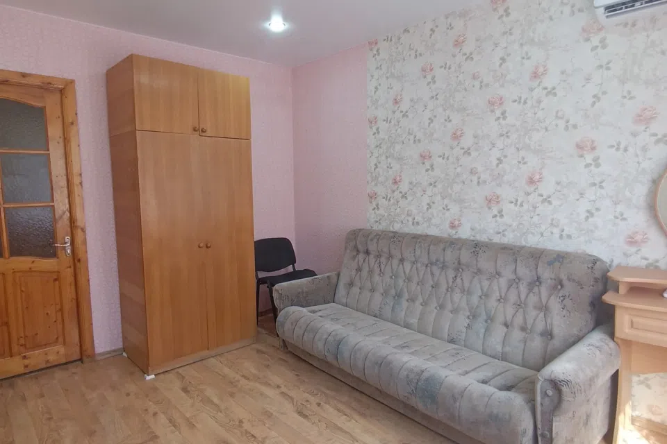 Сдаётся 2-комнатная квартира, 55 м²