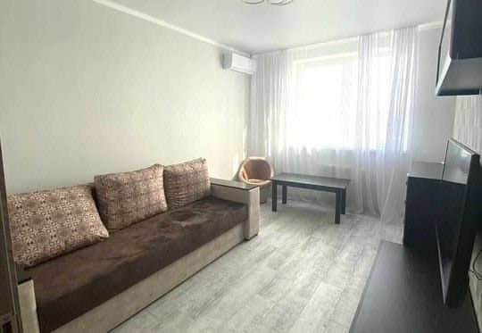 Сдаётся 2-комнатная квартира, 62 м²