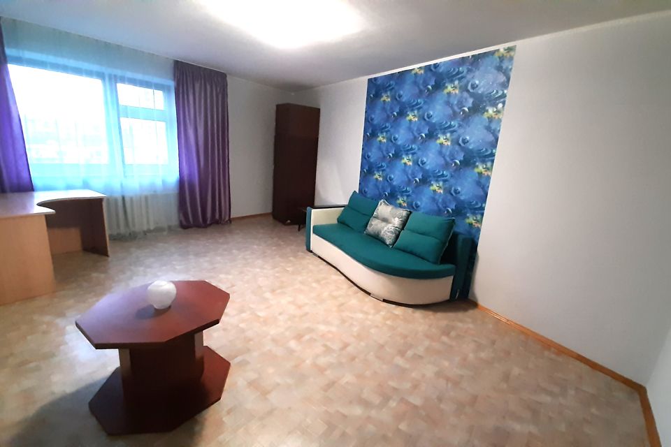 Сдаётся 2-комнатная квартира, 67 м²