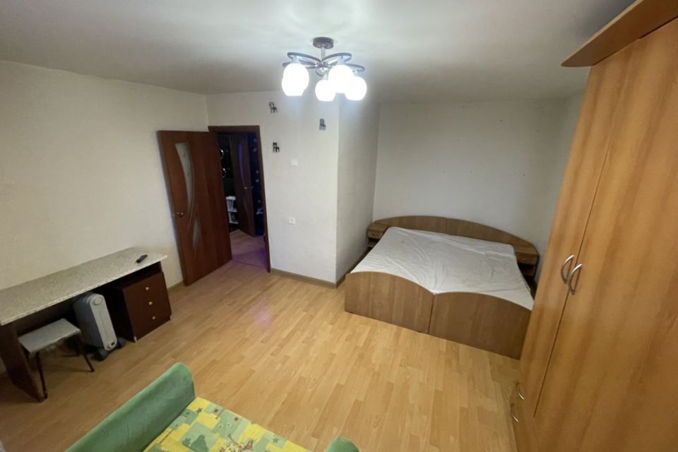 Сдаётся 1-комнатная квартира, 38 м²