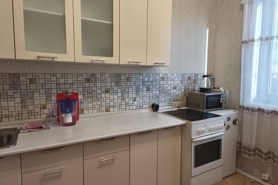 Сдаётся 2-комнатная квартира, 52 м²